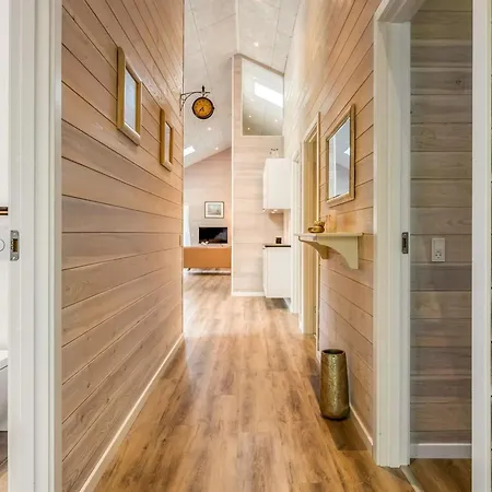 Fridel - 400m From The Sea By Interhome